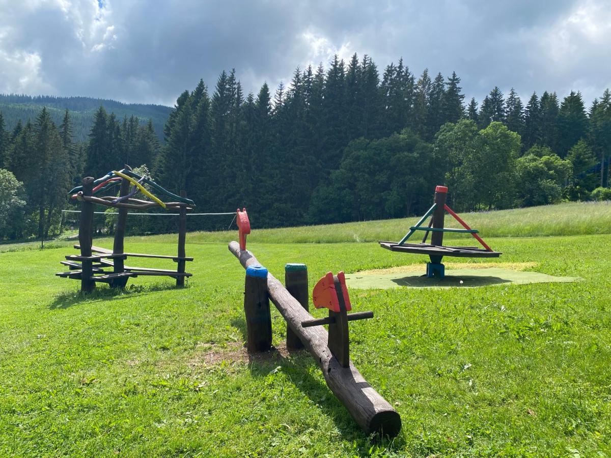 Penzion Logla Pec pod Sněžkou Buitenkant foto